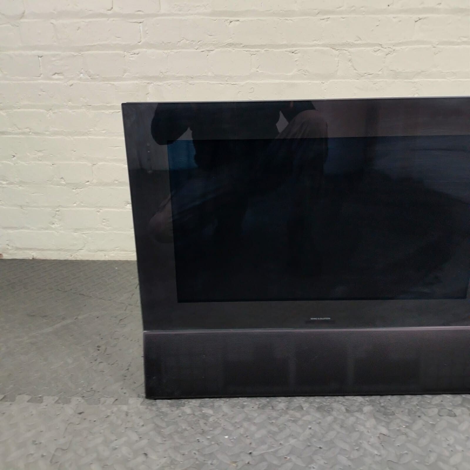 BANG & OLUFSEN B&O BEOCENTER 6 26 INCH TV