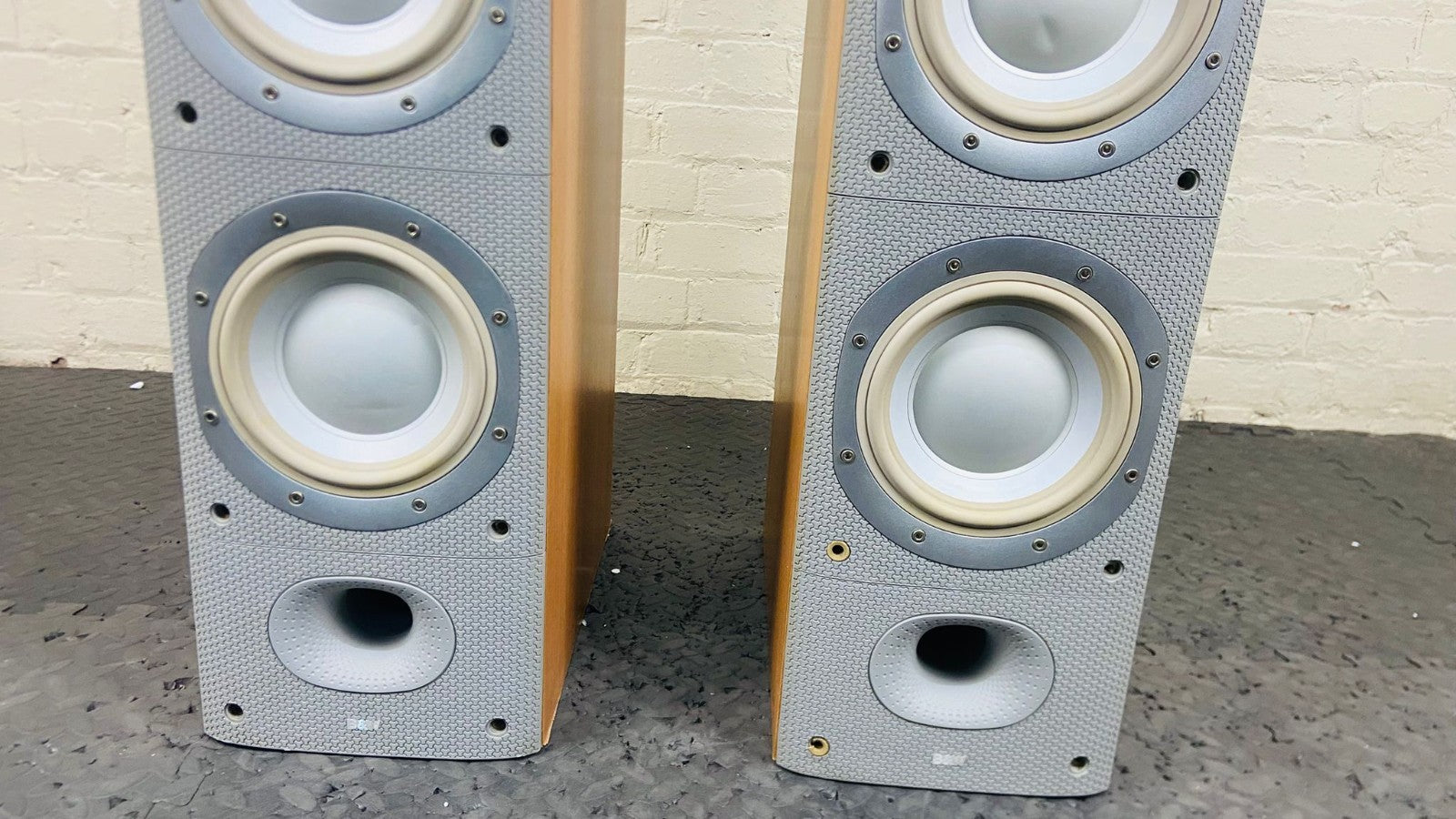 BOWERS & WILKINS B&W DM 604 S3 FLOORSTANDING SPEAKERS