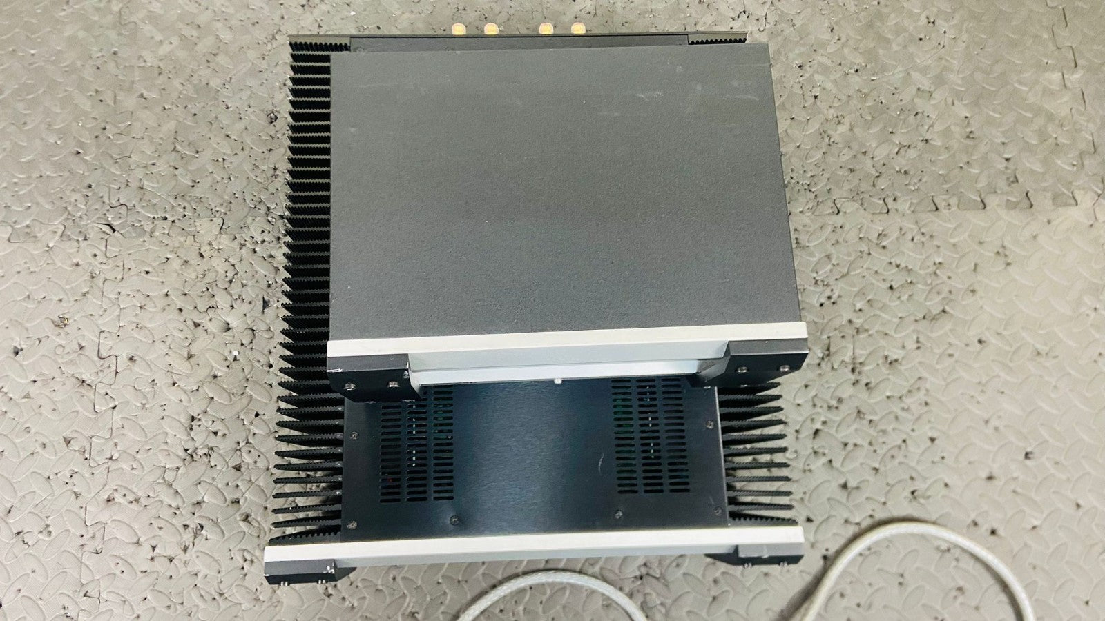 MUSICAL FIDELITY KW 750 POWER AMPLIFIER WITH KW 750 PSU POWER SUPPLY