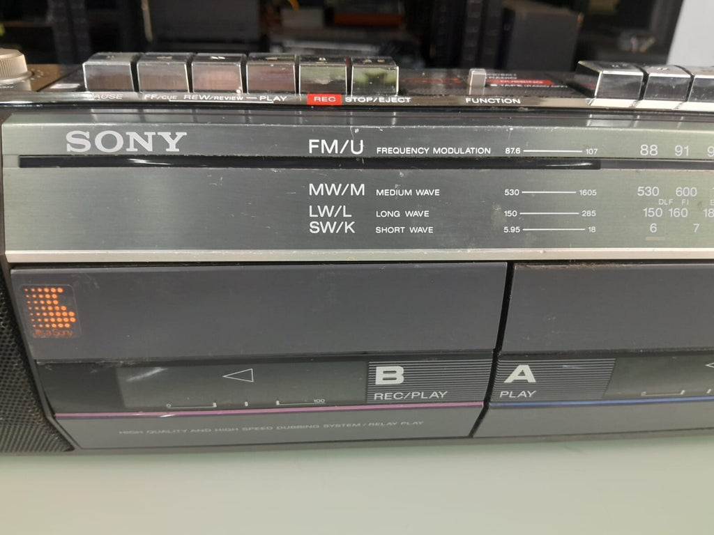SONY CFS W30IL FM/MW/LW/SW STEREO CASSETTE RECORDER