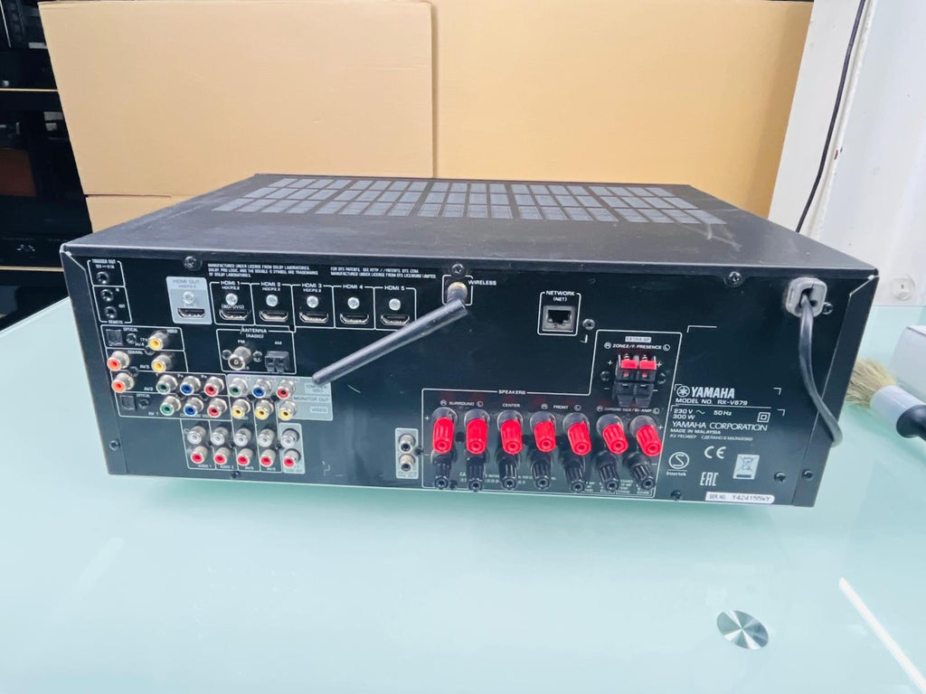YAMAHA RX V679 NATURAL SOUND AV RECEIVER WITH REMOTE