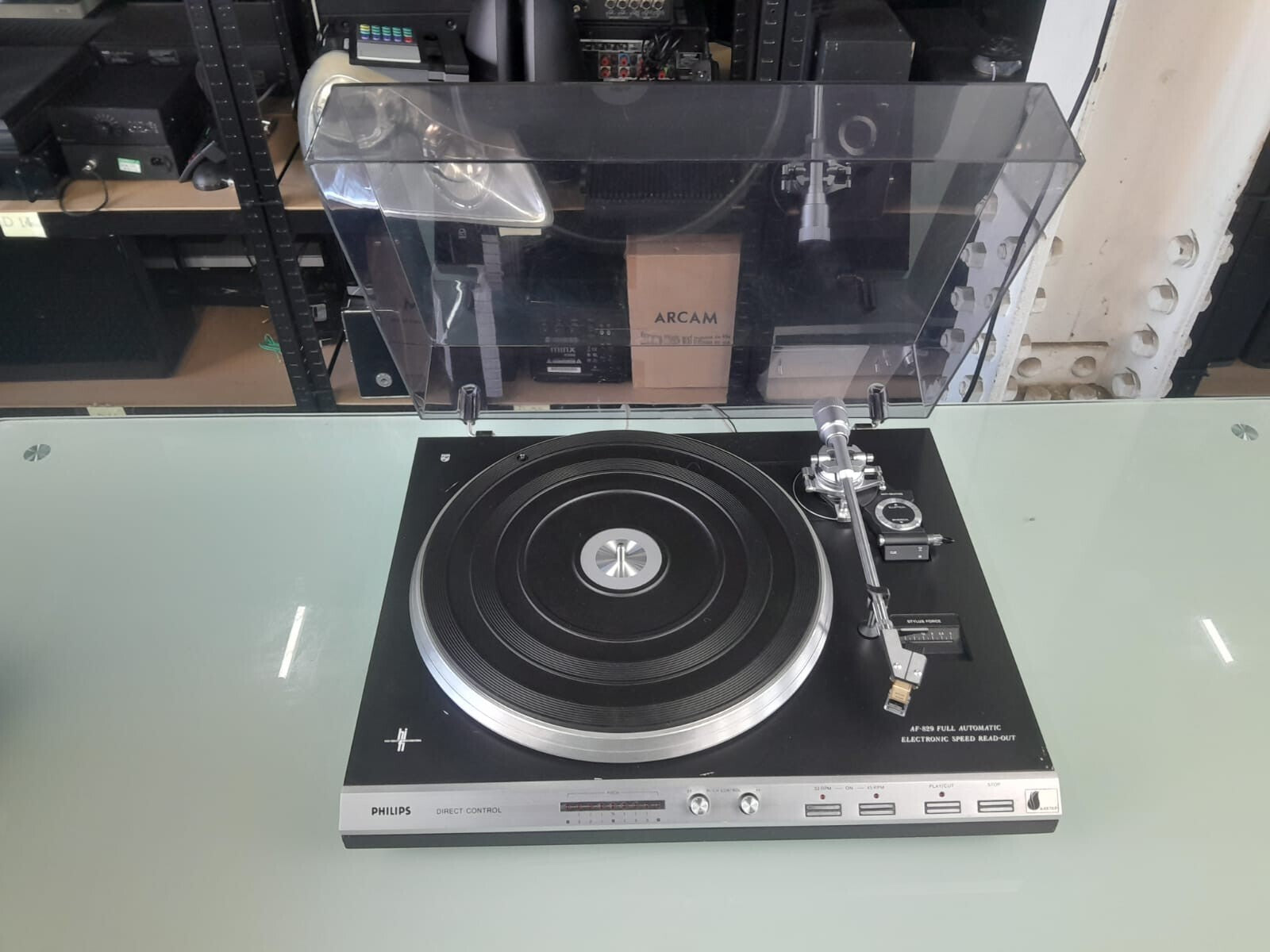 PHILIPS BLACK TULIP AF 829 AUTOMATIC TURNTABLE WITH PHILIPS 412 II CARTRIDGE