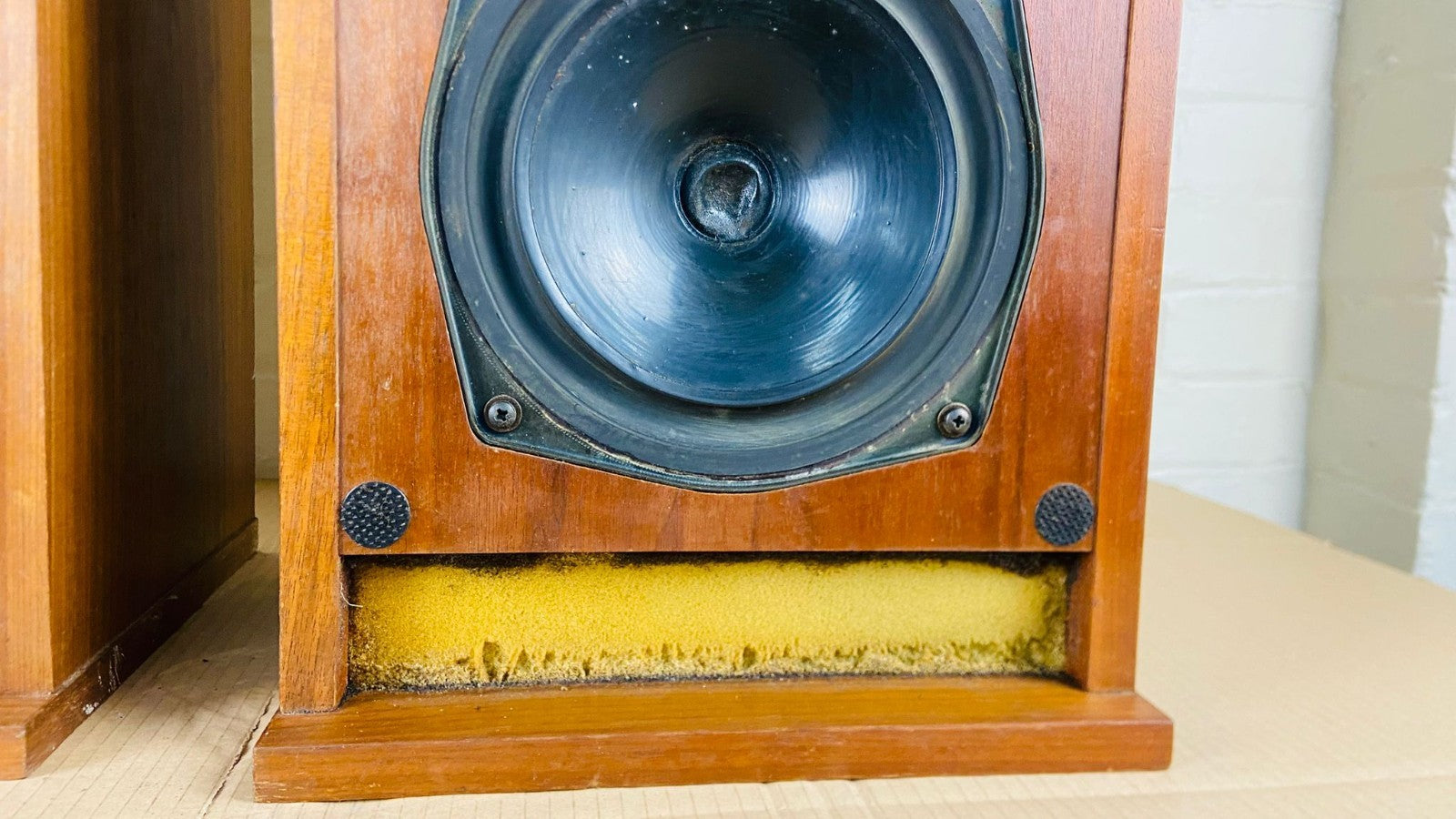 IMF ELECTRONICS CM3 SPEAKERS