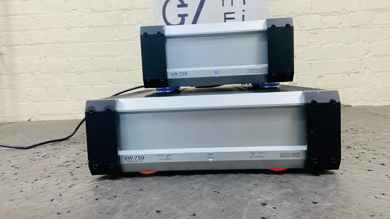 MUSICAL FIDELITY KW 750 POWER AMPLIFIER WITH KW 750 PSU POWER SUPPLY