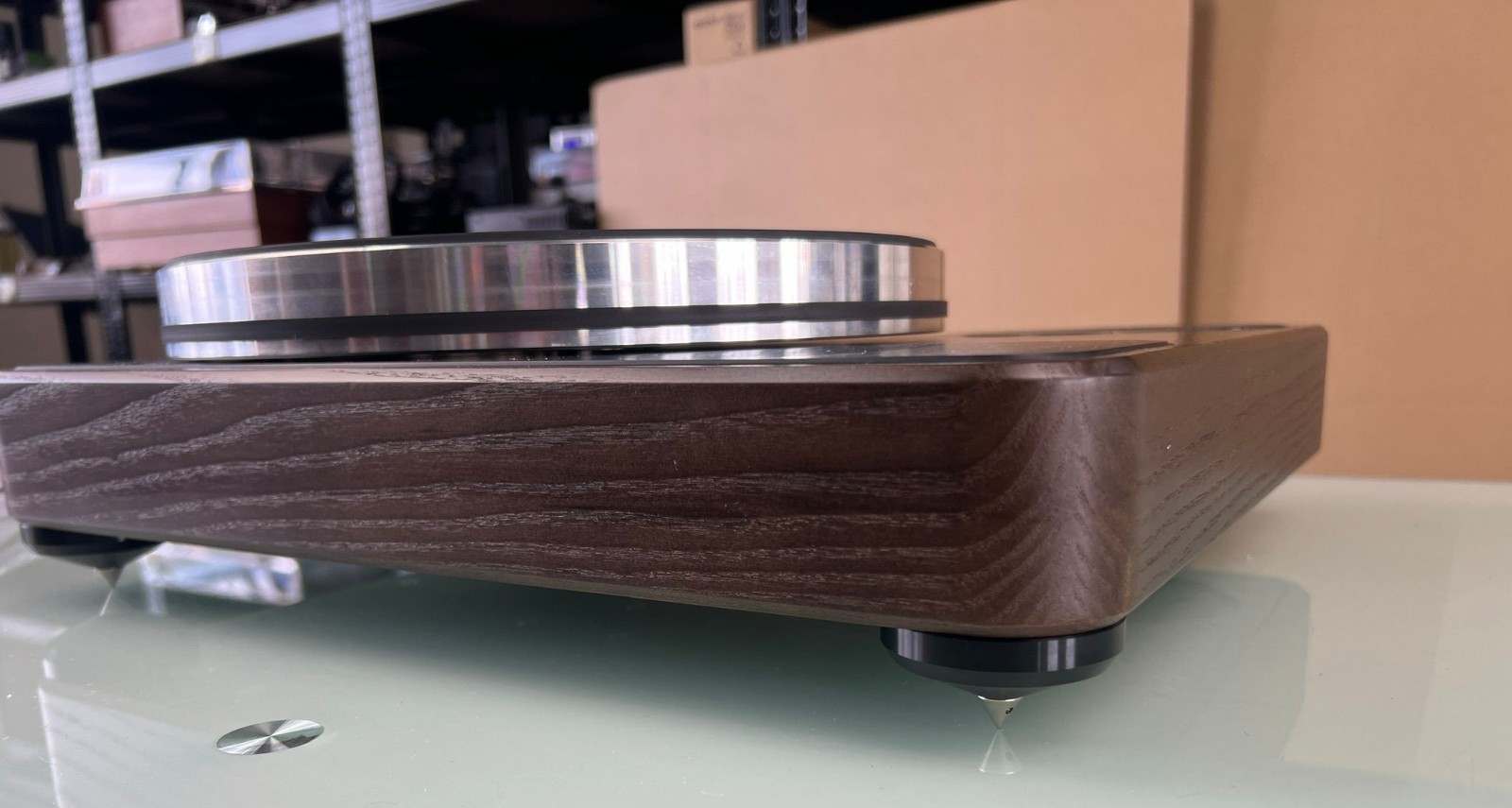 DR. FEICKERT ANALOGUE VOLARE TURNTABLE