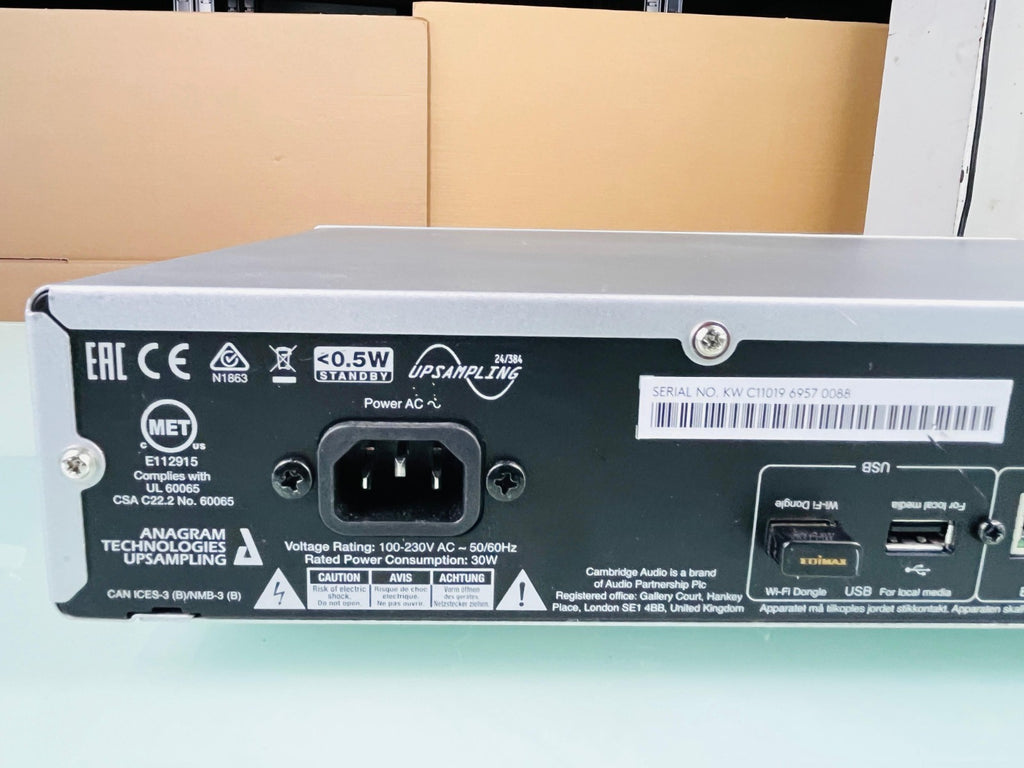 CAMBRIDGE AUDIO CXN V2 NETWORK PLAYER WITH REMOTE